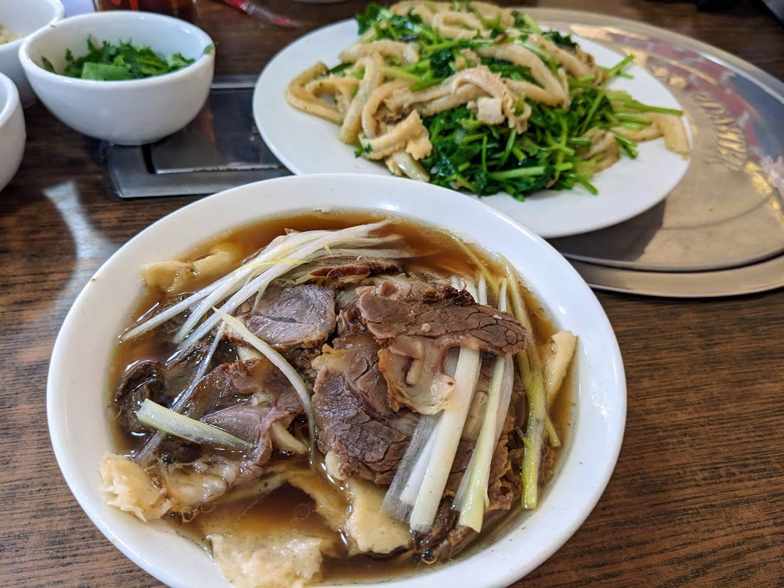 牛肉罩饼